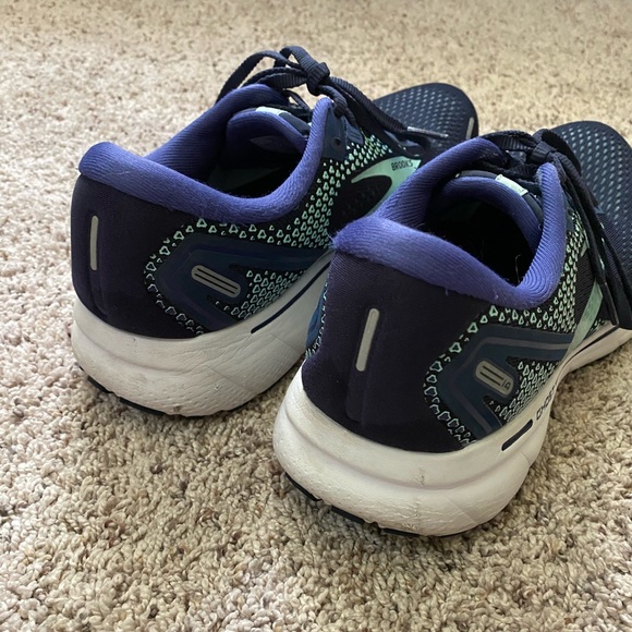Brooks Women’s Ghost 14 Running Sneakers size 11 Peacoat/Yucca/Navy - Picture 7 of 7